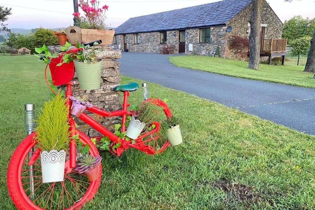 Lake District Romantic Get Away In 1 Acre Gardens Off M6 Пенрит Екстериор снимка