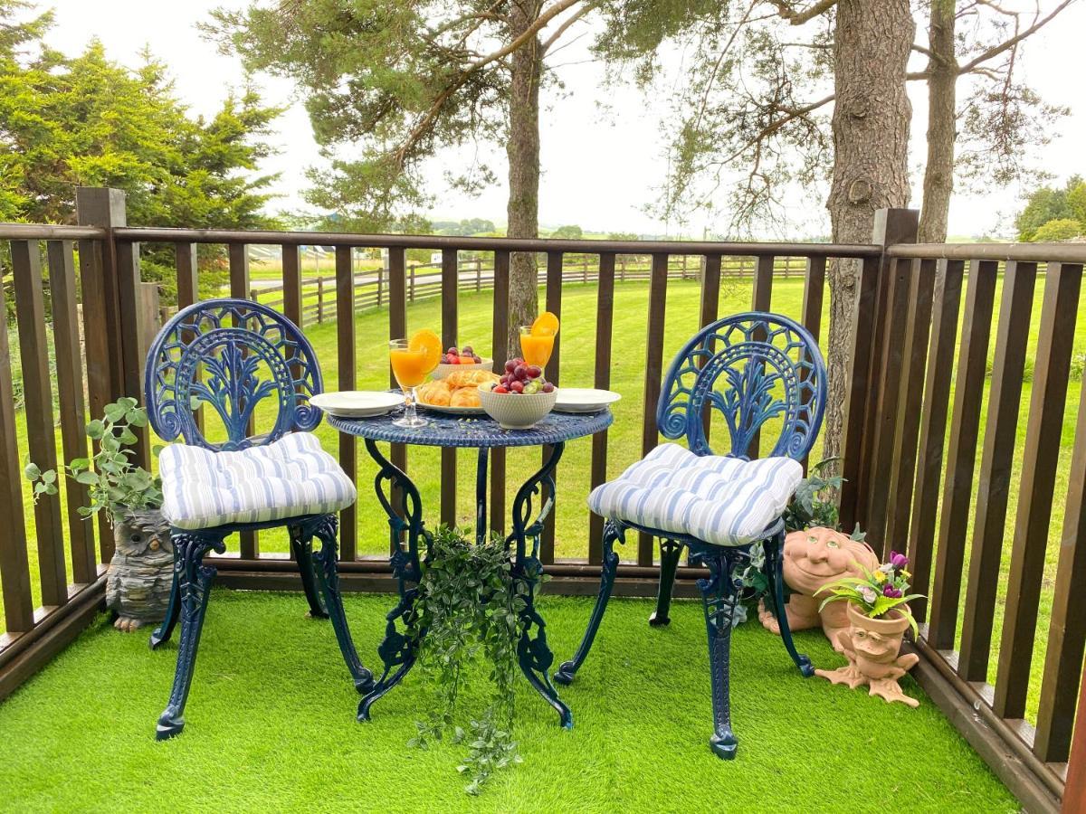 Lake District Romantic Get Away In 1 Acre Gardens Off M6 Пенрит Екстериор снимка