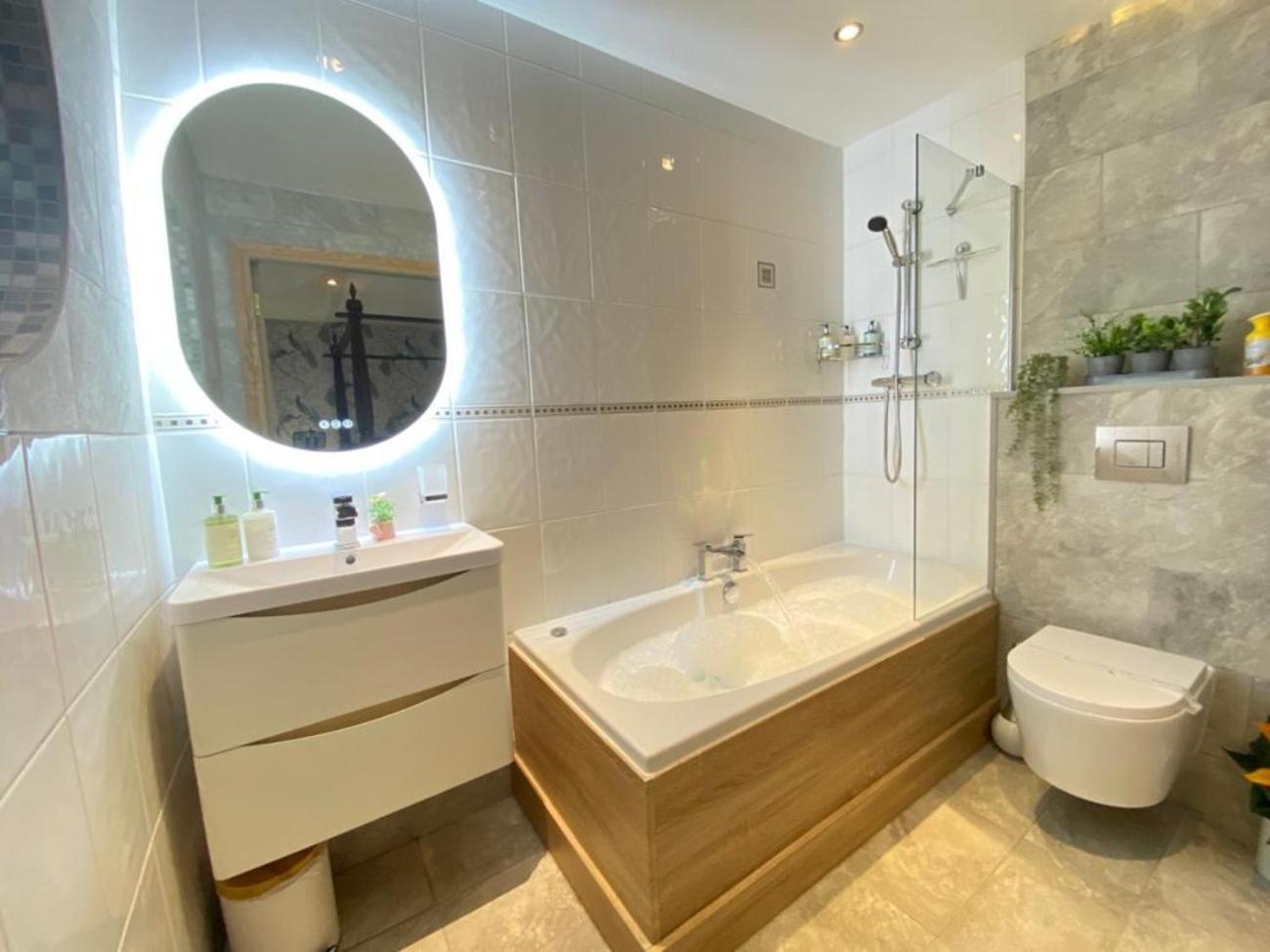 Lake District Romantic Get Away In 1 Acre Gardens Off M6 Пенрит Екстериор снимка